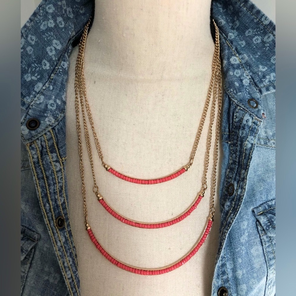 NWT Charming Charlie Gold Multi Layered Coral Bead Bar Necklace